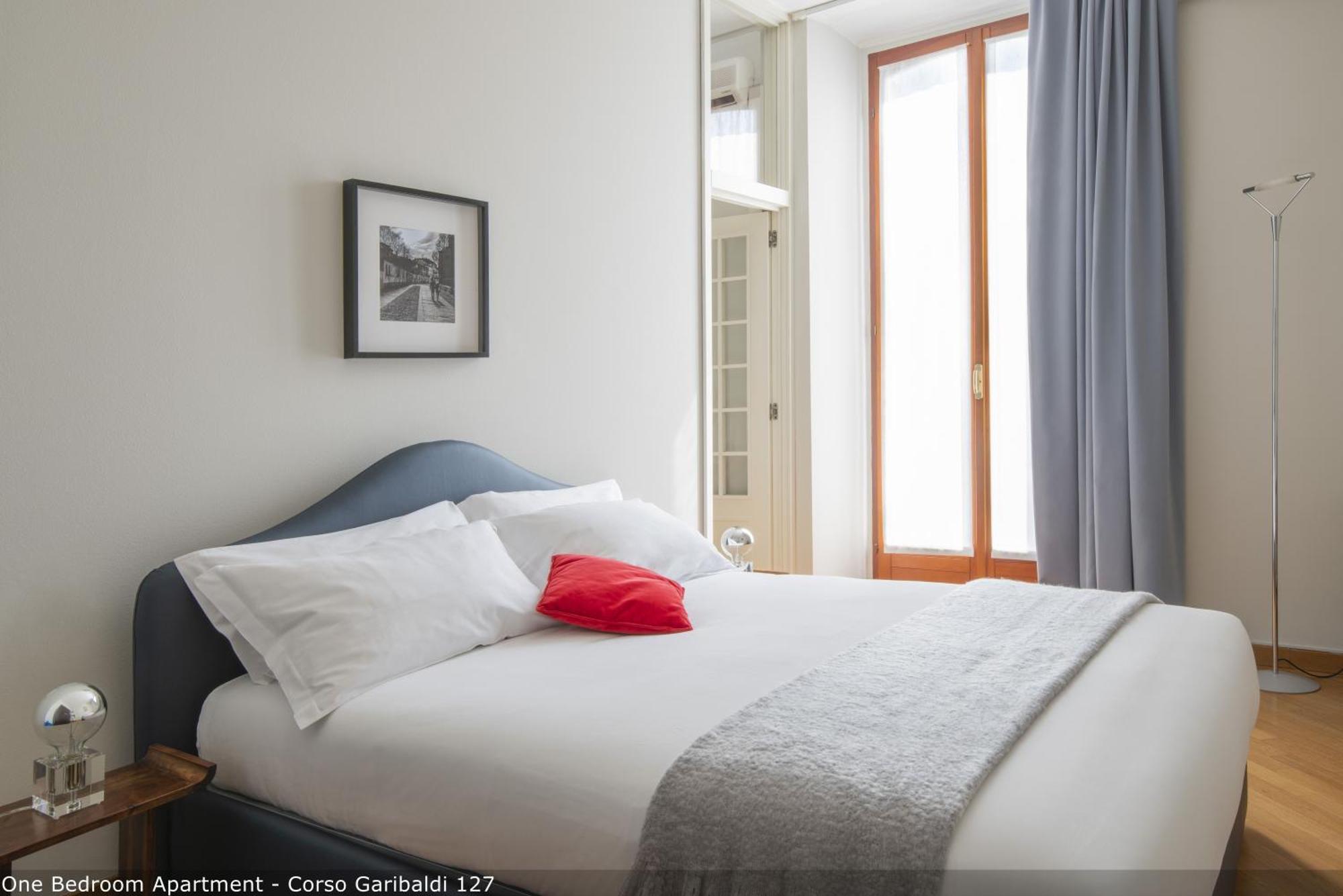 Brera Apartments In Garibaldi Милано Екстериор снимка